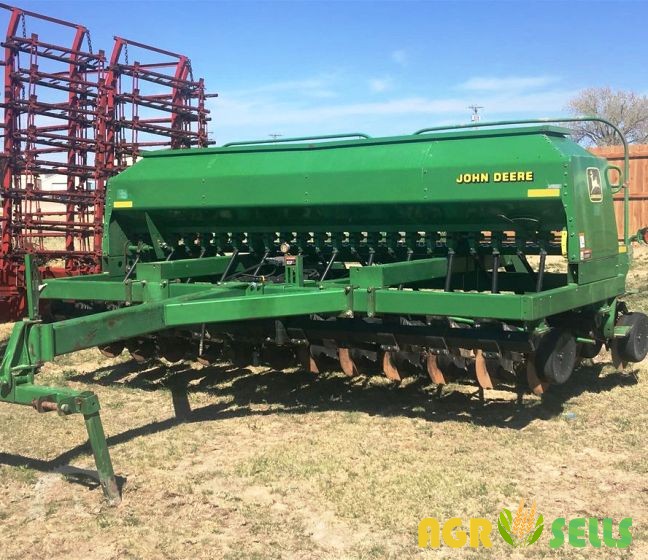 Механическая сеялка сплошного высева John Deere 1560