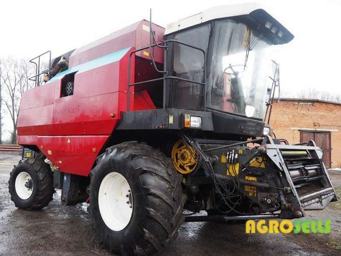 Компания Смарт Агро Инвест продает комбайны КЗС-1218