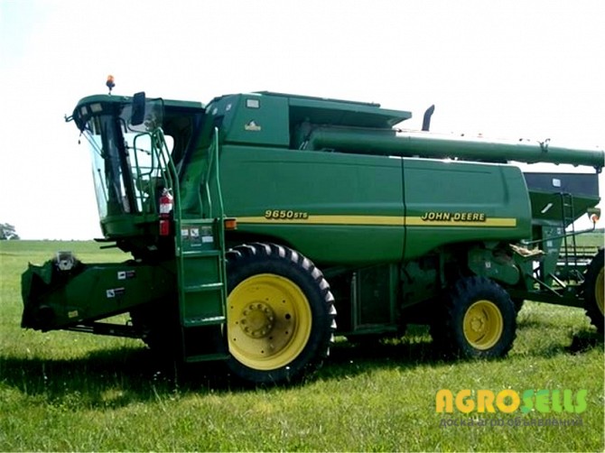 Комбайн John Deere 9650 STS (2000)