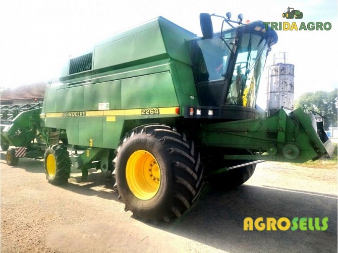 Комбайн John Deere 2264 (1997)