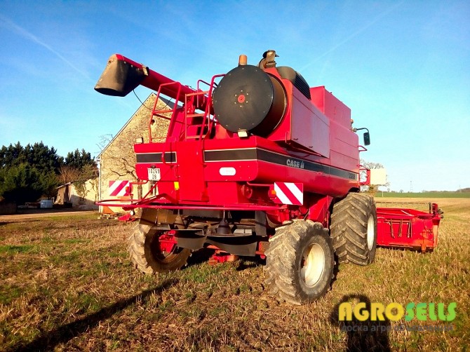 Комбайн Case IH 2388 (2002)