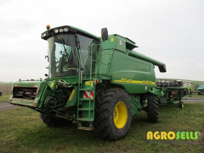 Зернозбиральний комбайн John Deere 9660i WTS 2005г/в,