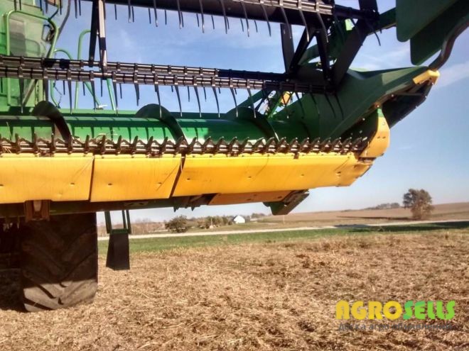 Пластиковая защита днища жатки JD 925 (7,6 метров)