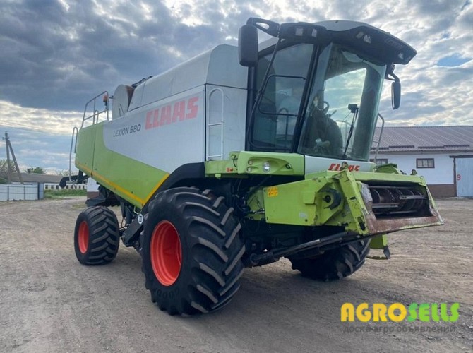 Комбайн Claas Lexion 580 2004 рік .потужність 449к.с.