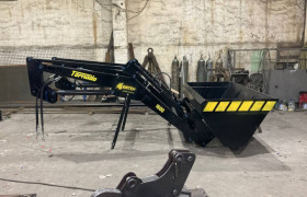 Фронтальний навантажувач КУН Tornado Black 2000
