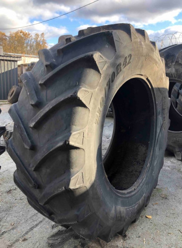 Шина 710/70R42 BKT сільськогосподарська для тракторів