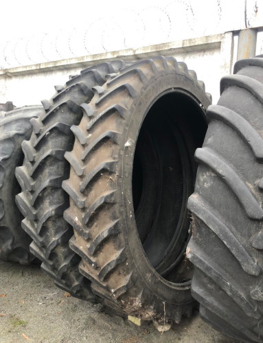 Шини 320/90R54 Michelin для оприскувачів та іншої сільгосптехніки.