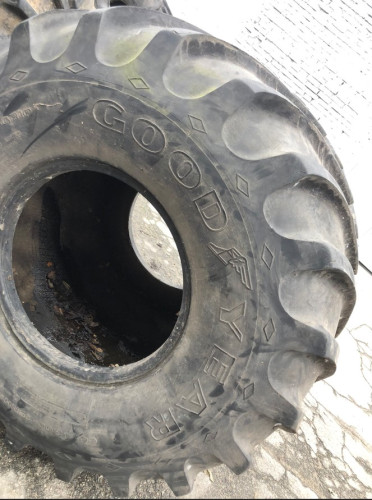 Шина Goodyear 1000/50R25 (66x43.00-25)для комбайна.