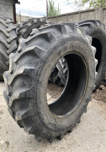 Шина 420.85R30 (16.9R30) Carlisle для сільгосптехніки